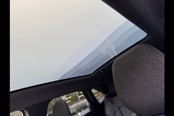 Renault Symbioz 1.6 E-Tech full hybrid 145 techno Solarbay Elektr Pano / Navi / Camera / Virt Cockpit