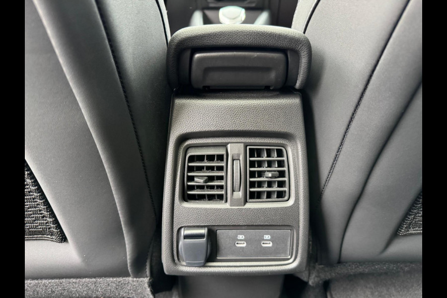Renault Symbioz 1.6 E-Tech full hybrid 145 techno Solarbay Elektr Pano / Navi / Camera / Virt Cockpit