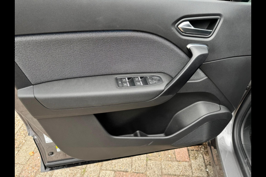 Renault Symbioz 1.6 E-Tech full hybrid 145 techno Solarbay Elektr Pano / Navi / Camera / Virt Cockpit