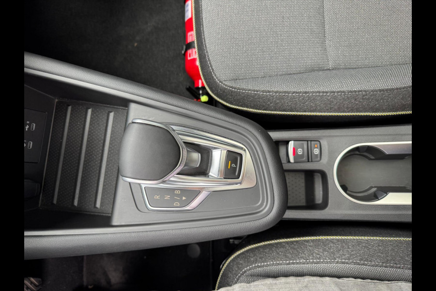 Renault Symbioz 1.6 E-Tech full hybrid 145 techno Solarbay Elektr Pano / Navi / Camera / Virt Cockpit