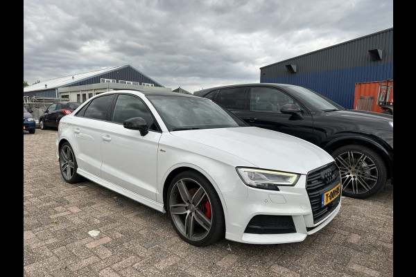 Audi A3 Limousine 2.0 TFSI 190pk quattro Sport S Line | Pano dak