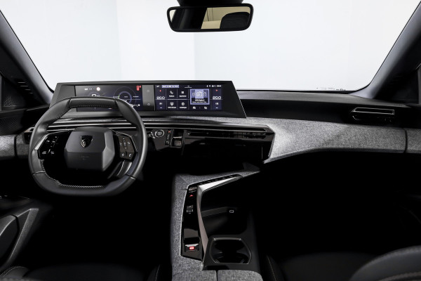 Peugeot 5008 1.2 Hybrid 145 Allure 7p. | Dig. Cockpit | Cruise | Stoelverw. | PDC | Camera | App. Connect | ECC | LM 19" | 8192