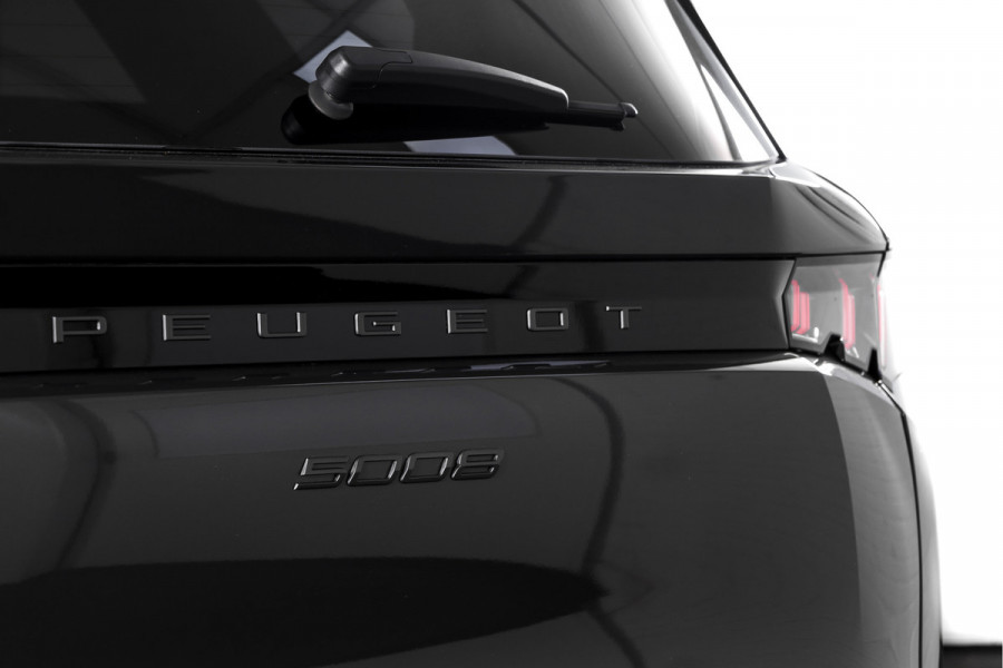 Peugeot 5008 1.2 Hybrid 145 Allure 7p. | Dig. Cockpit | Cruise | Stoelverw. | PDC | Camera | App. Connect | ECC | LM 19" | 8192