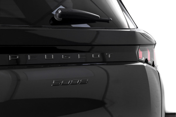 Peugeot 5008 1.2 Hybrid 145 Allure 7p. | Dig. Cockpit | Cruise | Stoelverw. | PDC | Camera | App. Connect | ECC | LM 19" | 8192