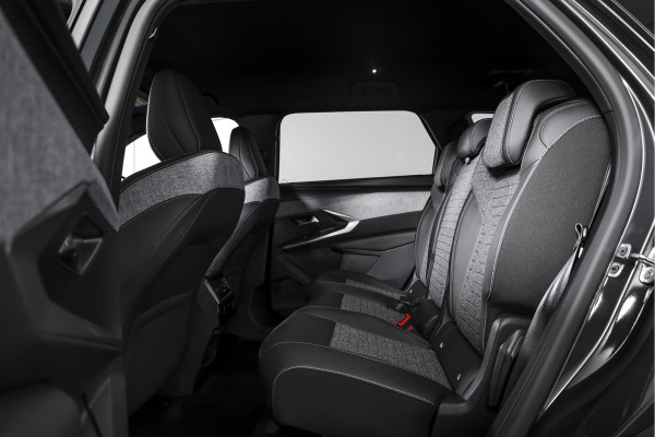 Peugeot 5008 1.2 Hybrid 145 Allure 7p. | Dig. Cockpit | Cruise | Stoelverw. | PDC | Camera | App. Connect | ECC | LM 19" | 8192
