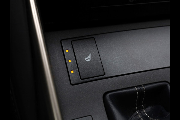 Lexus IS 300h Hybrid F-Sport Line | Premium Audio | Safety Pack | Trekhaa
