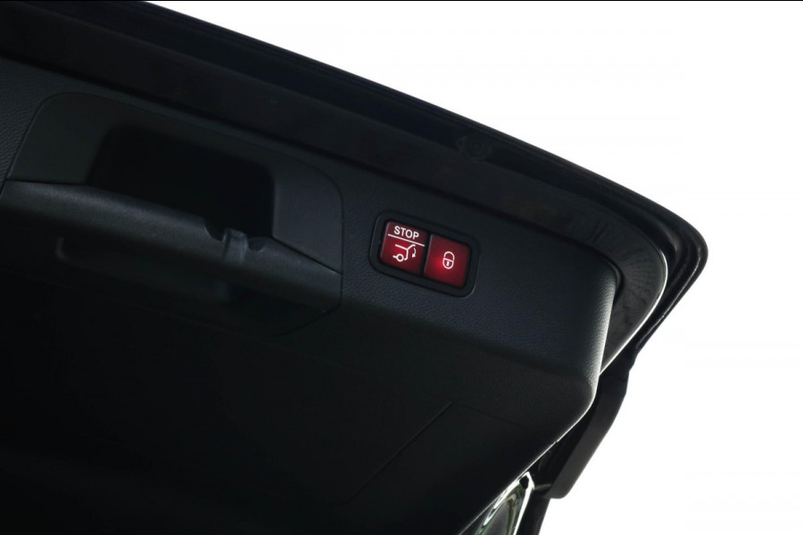 Mercedes-Benz GLC 300e 4MATIC AMG - VOLLEDER - CAMERA - GLC300E