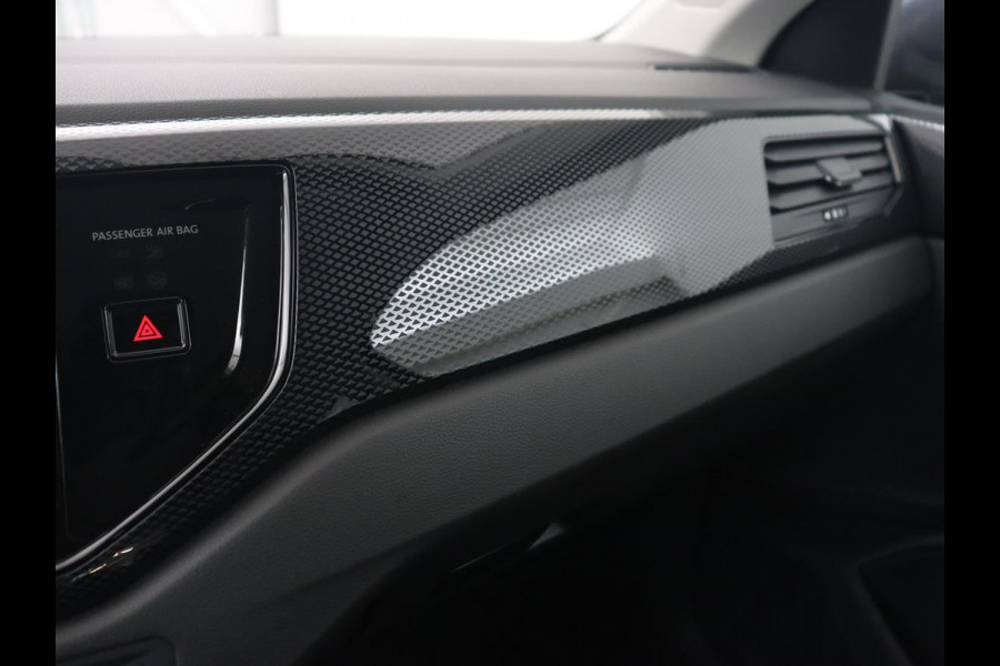 Volkswagen Polo 1.0 TSI Life | Trekhaak | Cruise control | Carplay | Parkeersensoren | LED | Airco | LMV 15 inch