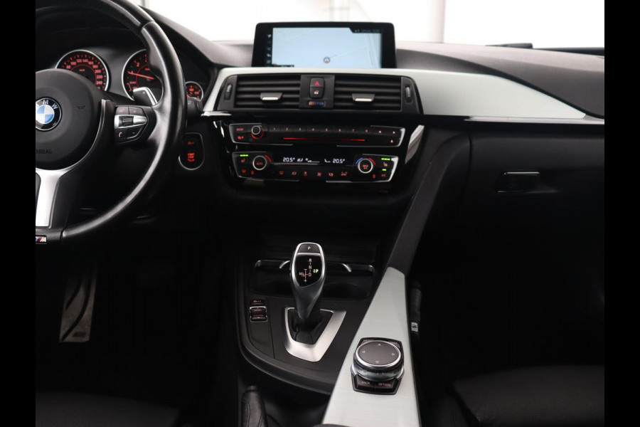 BMW 3 Serie Touring 320i Edition M Sport Shadow High Executive | Automaat | Camera | Navigatie | Stoelverwarming | Leder | Cruise control | LMV 19 inch | LED | Climate controle | LMV 19 inch