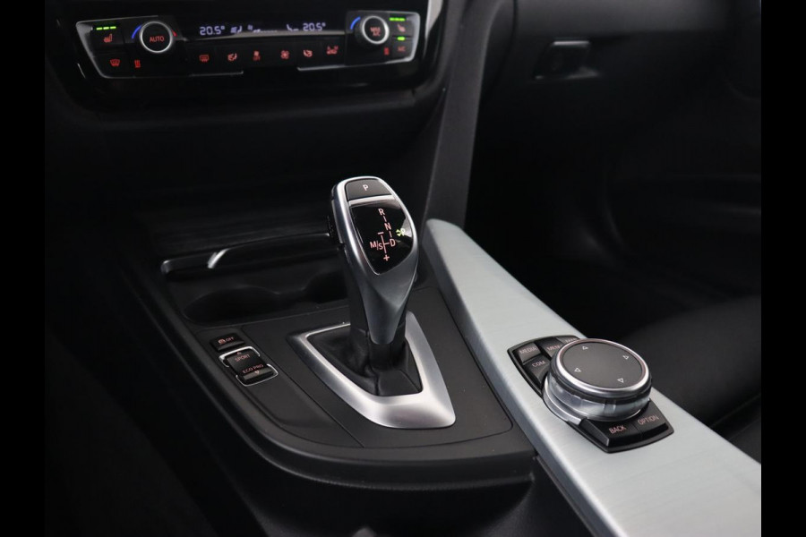 BMW 3 Serie Touring 320i Edition M Sport Shadow High Executive | Automaat | Camera | Navigatie | Stoelverwarming | Leder | Cruise control | LMV 19 inch | LED | Climate controle | LMV 19 inch
