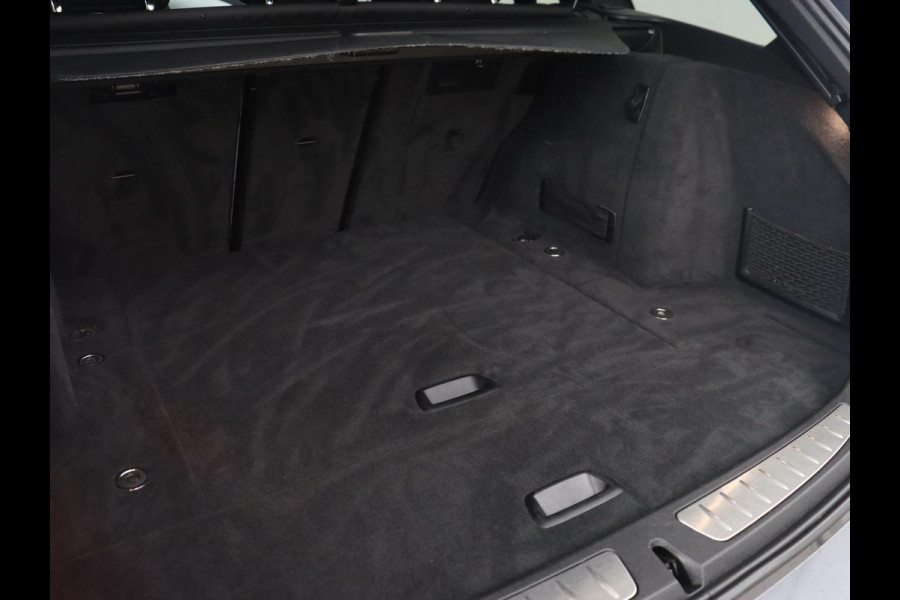 BMW 3 Serie Touring 320i Edition M Sport Shadow High Executive | Automaat | Camera | Navigatie | Stoelverwarming | Leder | Cruise control | LMV 19 inch | LED | Climate controle | LMV 19 inch
