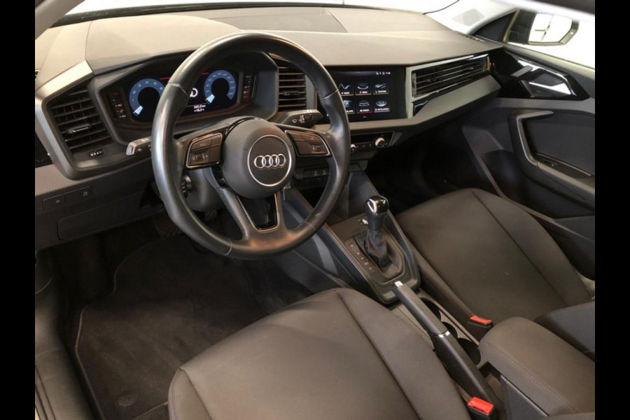 Audi A1 Sportback 25 TFSI edition one - Automaat - Climate - Media - Winterpakket - Parkeerhulp