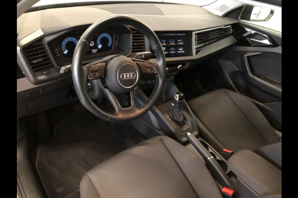Audi A1 Sportback 25 TFSI edition one - Automaat - Climate - Media - Winterpakket - Parkeerhulp