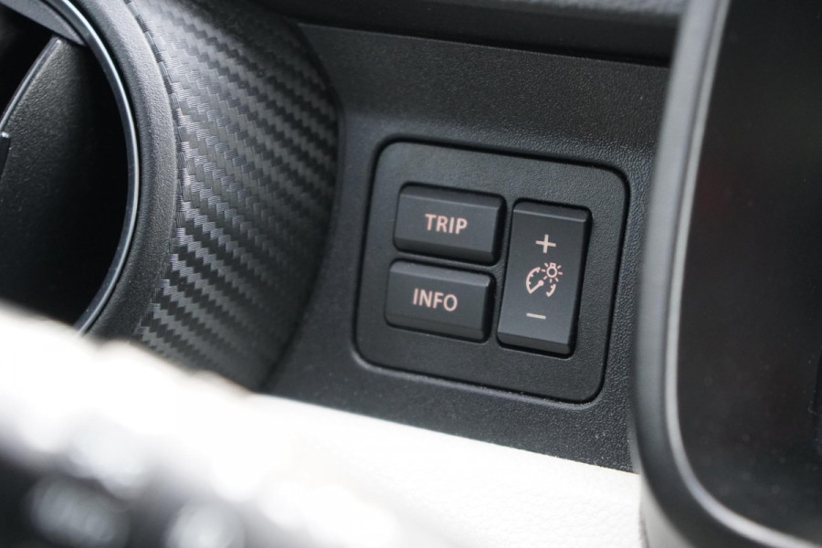 Suzuki Ignis 1.2 Stijl + LED / KEYLESS / STOELVERWARMING / CLIMATE CONTROL