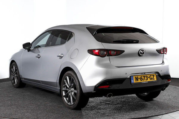 Mazda 3 2.0 e-SkyActiv-G M 122 Comfort met Bose | Bose Audio | Head-up Disp. | Adapt.Cruise | Stoel-+Stuurverw. | 360 Camera | NAV+App.Connect | Auto.Airco | LM 18" |