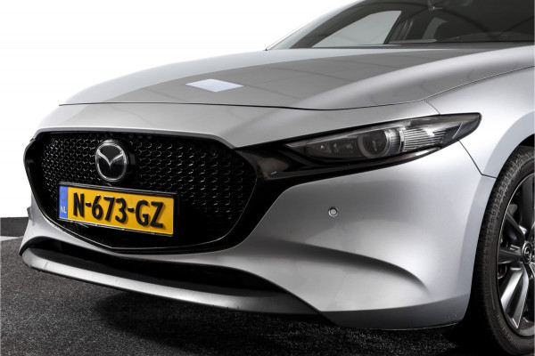 Mazda 3 2.0 e-SkyActiv-G M 122 Comfort met Bose | Bose Audio | Head-up Disp. | Adapt.Cruise | Stoel-+Stuurverw. | 360 Camera | NAV+App.Connect | Auto.Airco | LM 18" |