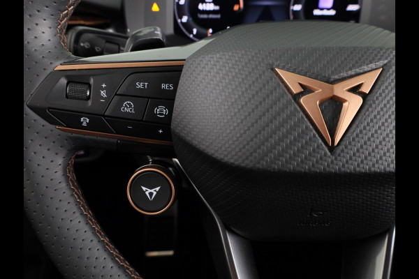 CUPRA Terramar 1.5 TSI e-Hybrid Business 204 pk DSG | Private lease vanaf 764,-- | Elektr. voorstoelen | Elektr. trekhaak | Achteruitrijcamera | Stoelverwarming | Adaptive cruise control | Navi | 20 inch