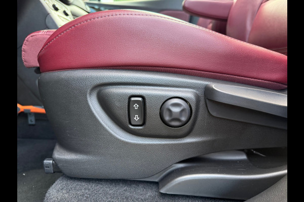 Opel Mokka X 1.4 Turbo Innovation - Leder - Navi - Schuifdak - Bose - Org.NL Opel Mokka X 1.4 Turbo Innovation - Leder - Navi - Schuifdak - Bose - Org.NL