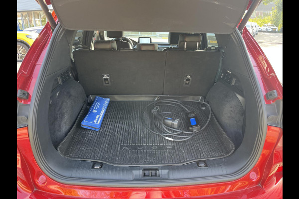Ford Kuga 2.5 PHEV ST-Line X 225pk | Winter Pack | 20 inch velgen | Achteruitrijcamera | Bang&Olufsen Ford Kuga 2.5 PHEV ST-Line X 225pk | Winter Pack | 20 inch velgen | Achteruitrijcamera | Bang&Olufsen