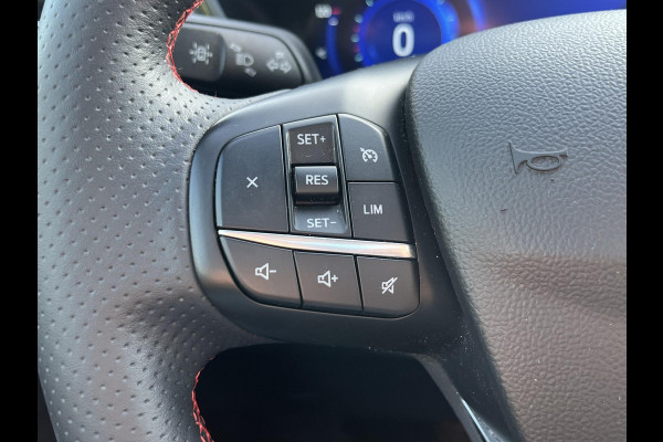 Ford Kuga 2.5 PHEV ST-Line X 225pk | Winter Pack | 20 inch velgen | Achteruitrijcamera | Bang&Olufsen Ford Kuga 2.5 PHEV ST-Line X 225pk | Winter Pack | 20 inch velgen | Achteruitrijcamera | Bang&Olufsen