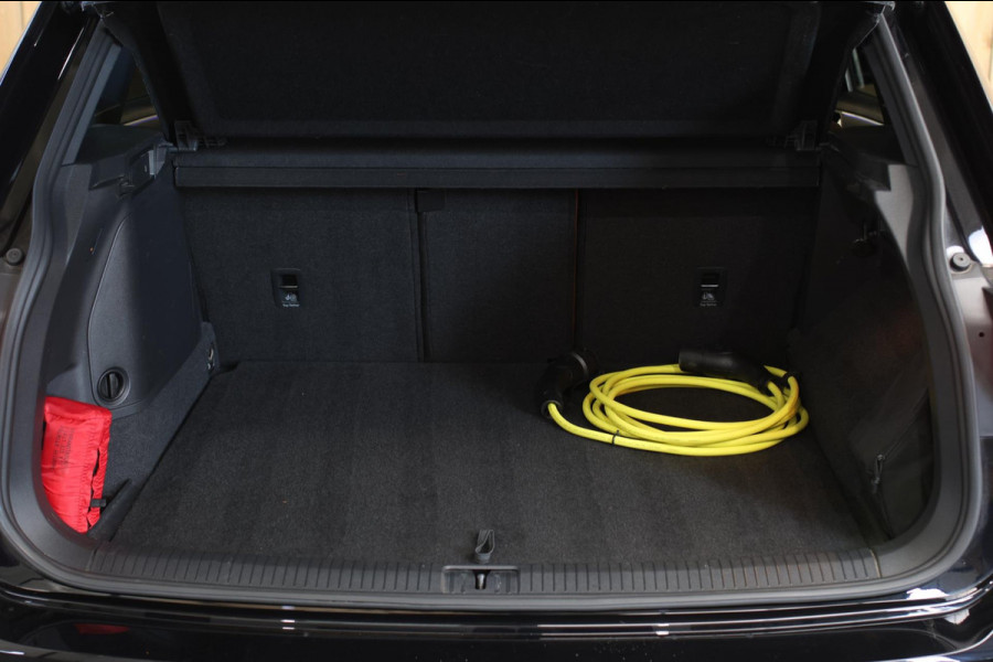 Volkswagen Tiguan 1.4 TSI eHybrid R-Line *Leder*Camera*IQ Led*Trekhaak*
