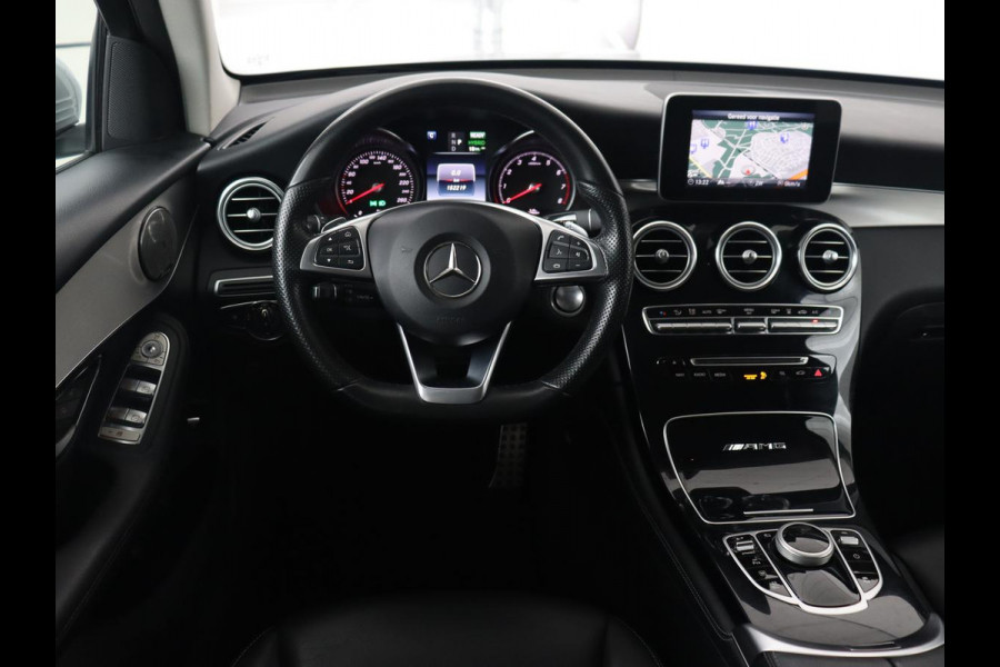 Mercedes-Benz GLC 350e 4MATIC Business Solution AMG | Trekhaak | Leder | Burmester Sound | Cruise control | Bluetooth | Full LED | Climate control | LMV 19 inch | PHEV | Plug In