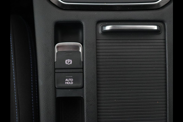 Volkswagen Passat Variant 1.4 TSI PHEV GTE Business | Automaat | Carplay | Navigatie | PHEV | Camera | Stoelverwarming | Climate controle | Adaptive cruise