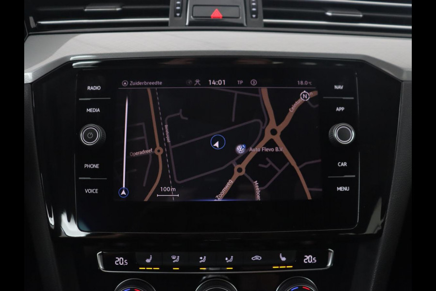 Volkswagen Passat Variant 1.4 TSI PHEV GTE Business | Automaat | Carplay | Navigatie | PHEV | Camera | Stoelverwarming | Climate controle | Adaptive cruise