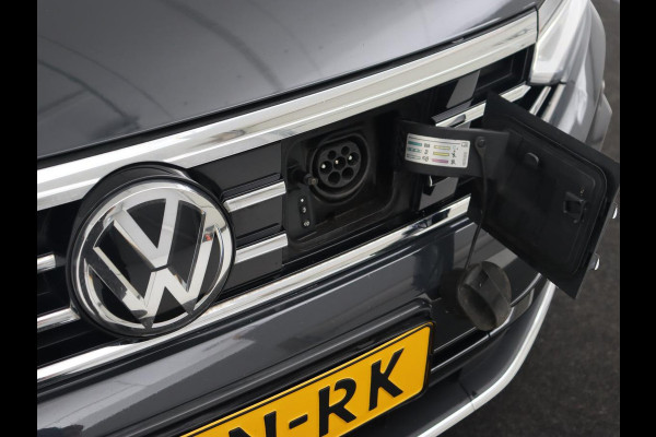 Volkswagen Passat Variant 1.4 TSI PHEV GTE Business | Automaat | Carplay | Navigatie | PHEV | Camera | Stoelverwarming | Climate controle | Adaptive cruise