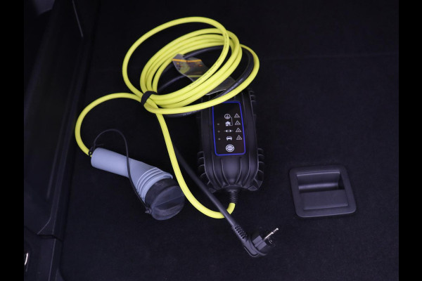 Volkswagen Passat Variant 1.4 TSI PHEV GTE Business | Automaat | Carplay | Navigatie | PHEV | Camera | Stoelverwarming | Climate controle | Adaptive cruise
