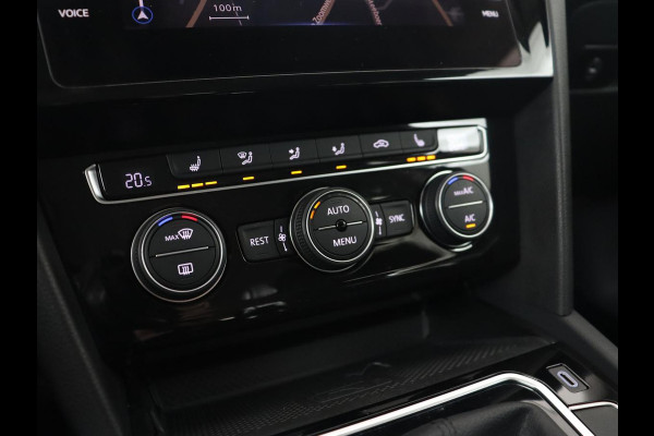 Volkswagen Passat Variant 1.4 TSI PHEV GTE Business | Automaat | Carplay | Navigatie | PHEV | Camera | Stoelverwarming | Climate controle | Adaptive cruise