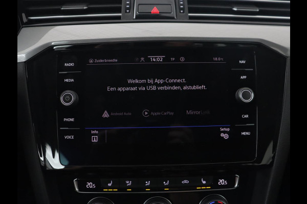 Volkswagen Passat Variant 1.4 TSI PHEV GTE Business | Automaat | Carplay | Navigatie | PHEV | Camera | Stoelverwarming | Climate controle | Adaptive cruise