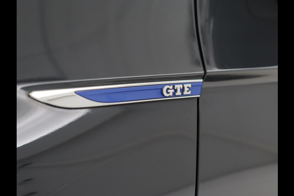 Volkswagen Passat Variant 1.4 TSI PHEV GTE Business | Automaat | Carplay | Navigatie | PHEV | Camera | Stoelverwarming | Climate controle | Adaptive cruise