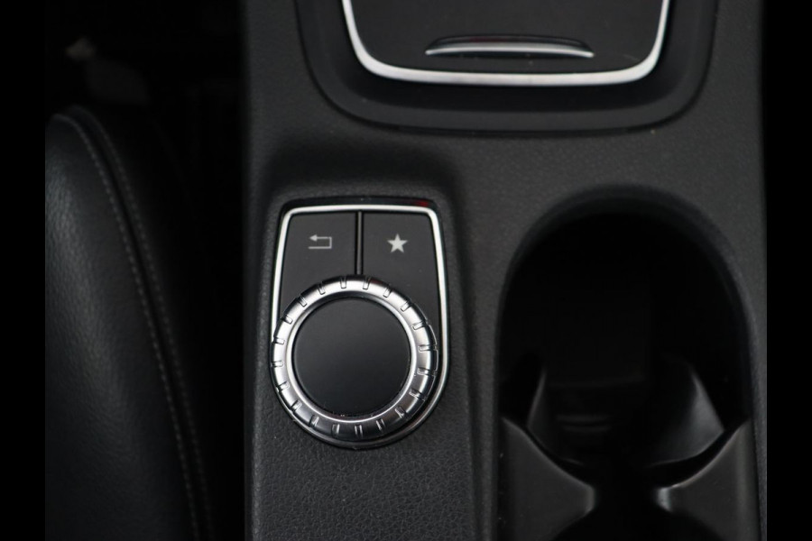 Mercedes-Benz B-Klasse 180 Ambition | Trekhaak| Automaat | Bluetooth | Navigatie | parkeersensor | LMV 18 inch | Leder | LED | Airco