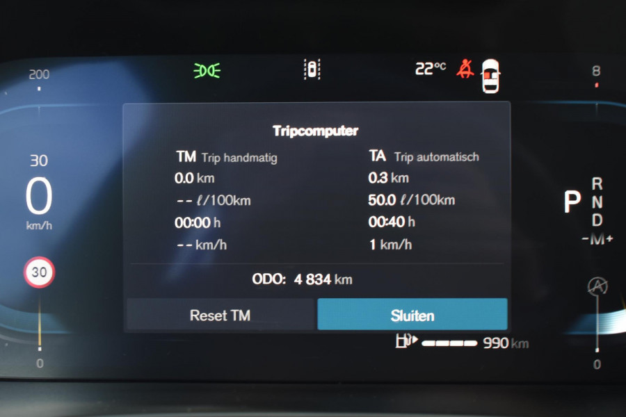 Volvo XC40 B4 211PK automaat Plus Dark / Navigatie / Harman Kardon / Stuur & Stoelverwarming / 19" Velgen / Trekhaak / Elektrische stoelverst. met geheugen