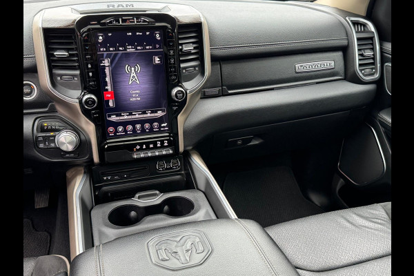 Dodge Ram Pick Up 5.7 V8 4x4 Laramie Lucht , Pano , 12 inch , 360