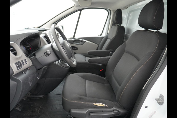 Renault Trafic dCi Navi Trekhaak Pdc CruiseControl SchuifdeurRechts Tel. Usb Airco Bluetooth Elek.Ramen/Spiegels VerstelbareStoelen T27 Comfort