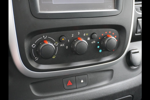 Renault Trafic dCi Navi Trekhaak Pdc CruiseControl SchuifdeurRechts Tel. Usb Airco Bluetooth Elek.Ramen/Spiegels VerstelbareStoelen T27 Comfort
