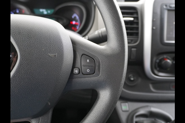 Renault Trafic dCi Navi Trekhaak Pdc CruiseControl SchuifdeurRechts Tel. Usb Airco Bluetooth Elek.Ramen/Spiegels VerstelbareStoelen T27 Comfort