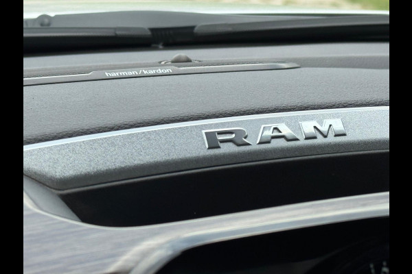Dodge Ram 5.7 V8 4x4 Laramie Lucht , Pano , 12 inch , 360CAM