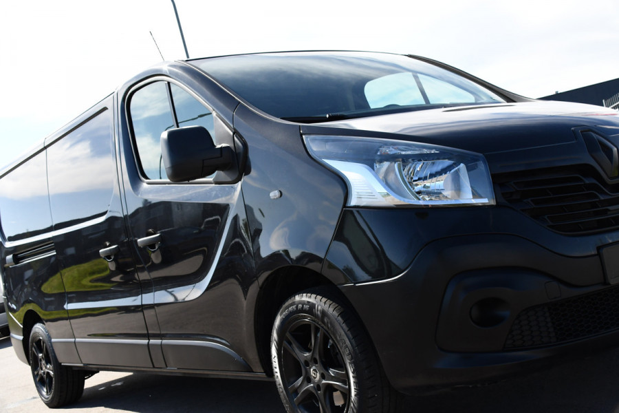 Renault Trafic 1.6 dCi T29 L2H1 Comfort Cruise, Sensoren, Multimedia, 120pk, NAVI, Trekhaak, Uniek!