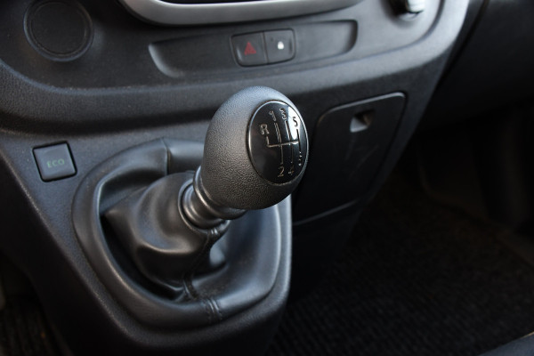 Renault Trafic 1.6 dCi T29 L2H1 Comfort Cruise, Sensoren, Multimedia, 120pk, NAVI, Trekhaak, Uniek!