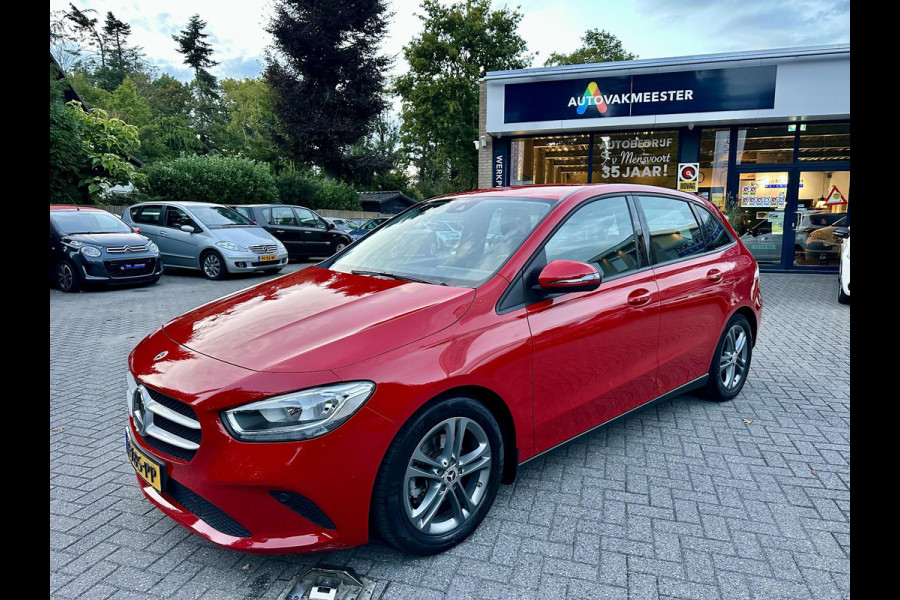 Mercedes-Benz B-Klasse B180 Automaat Business Solution