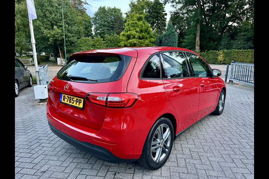 Mercedes-Benz B-Klasse B180 Automaat Business Solution