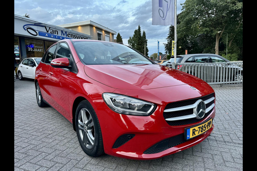 Mercedes-Benz B-Klasse B180 Automaat Business Solution