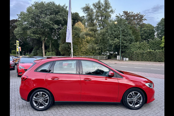 Mercedes-Benz B-Klasse B180 Automaat Business Solution