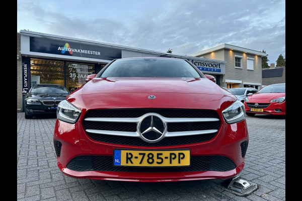 Mercedes-Benz B-Klasse B180 Automaat Business Solution