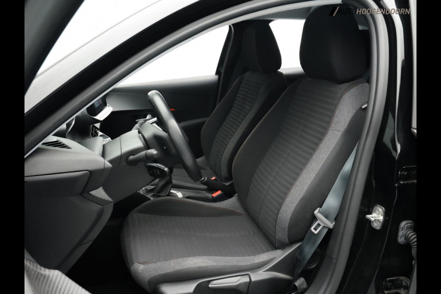 Peugeot 208 1.2 PureTech Sport (APPLE CARPLAY,LED,NAVIGATIE,PARKEERSENSOREN,SPORTSTOELEN,CRUISE,NIEUWE APK,TOPCONDITIE)