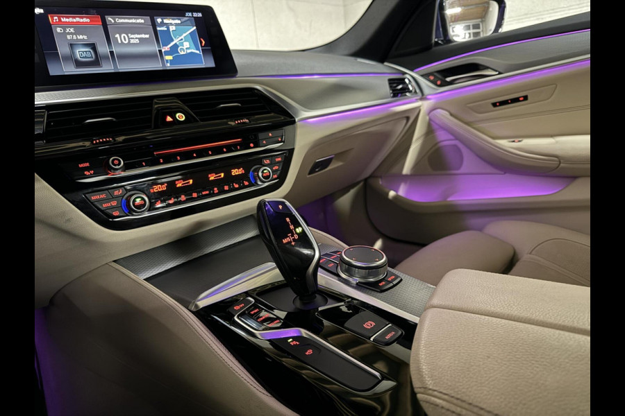 BMW 5 Serie 530d M-Sport Individual Pano HUD 360° Sfeer NAP
