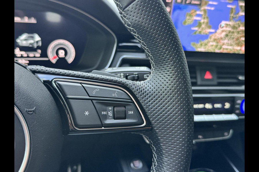 Audi A4 Avant 35 TFSI S edition Competition Automaat | Zwart optiek | Stoelverwarming | Google Navigatie | Apple CarPlay | Getint glas |